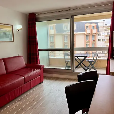 25m2 Grande Plage, Hypercentre, Balcon Apartman *