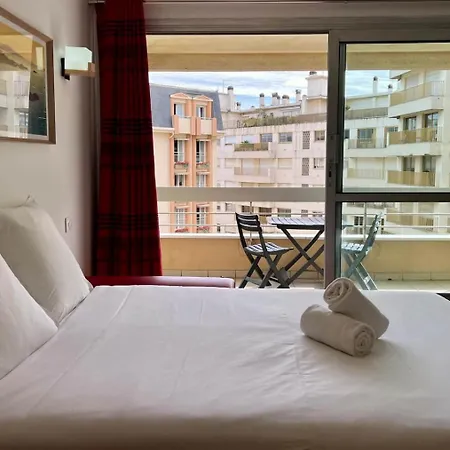 25m2 Grande Plage, Hypercentre, Balcon Biarritz