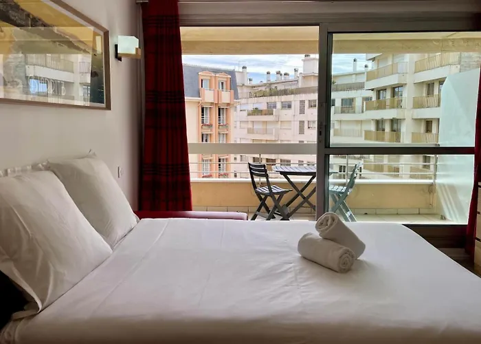 25m2 Grande Plage, Hypercentre, Balcon Biarritz